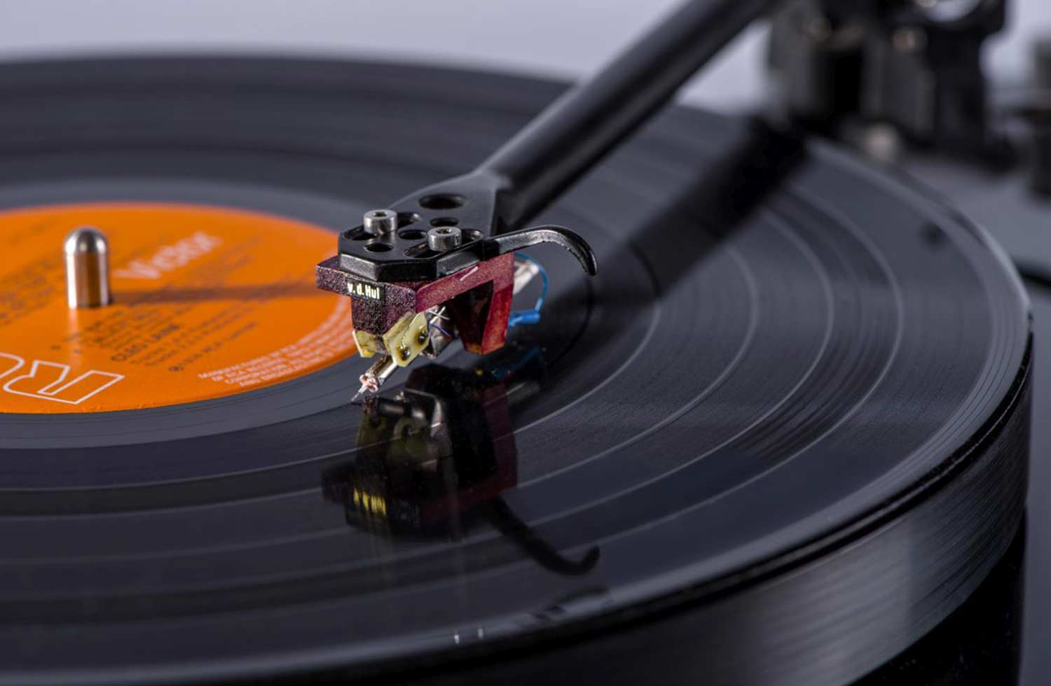 audiotuning-marken-van-den-hul-2 audiotuning-marken-van-den-hul-2